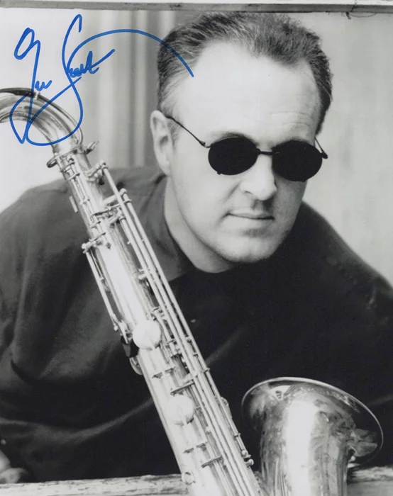 Tom Scott autograph