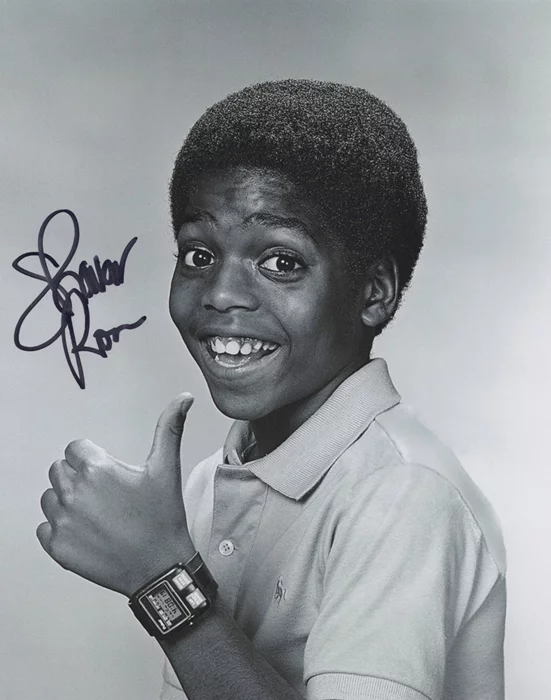 Shavar Ross autograph