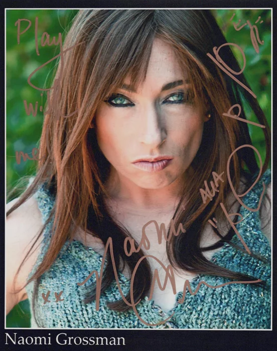 Naomi Grossman autograph