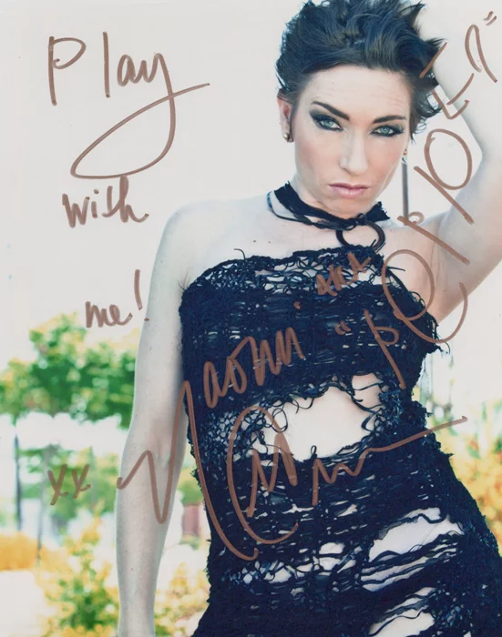 Naomi Grossman autograph