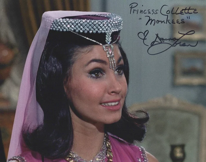 Donna Loren autograph