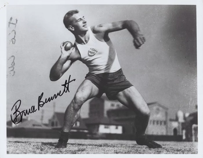 Bruce Bennett autograph