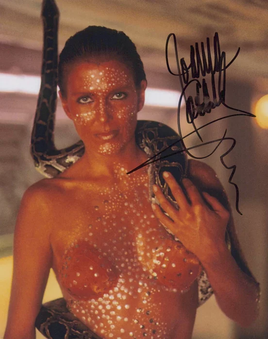 Joanna Cassidy autograph