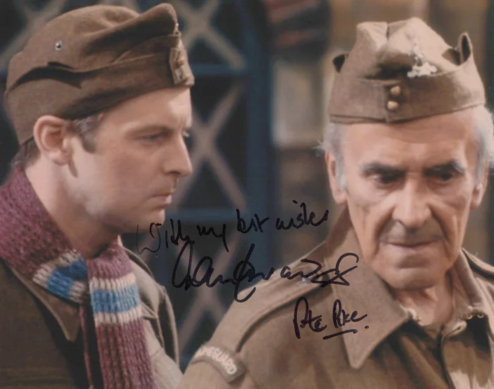 Ian Lavender autograph