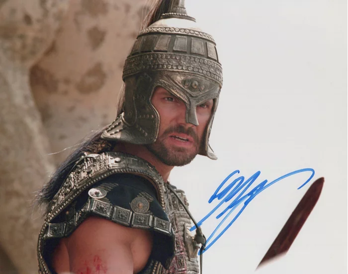 Eric Bana autograph
