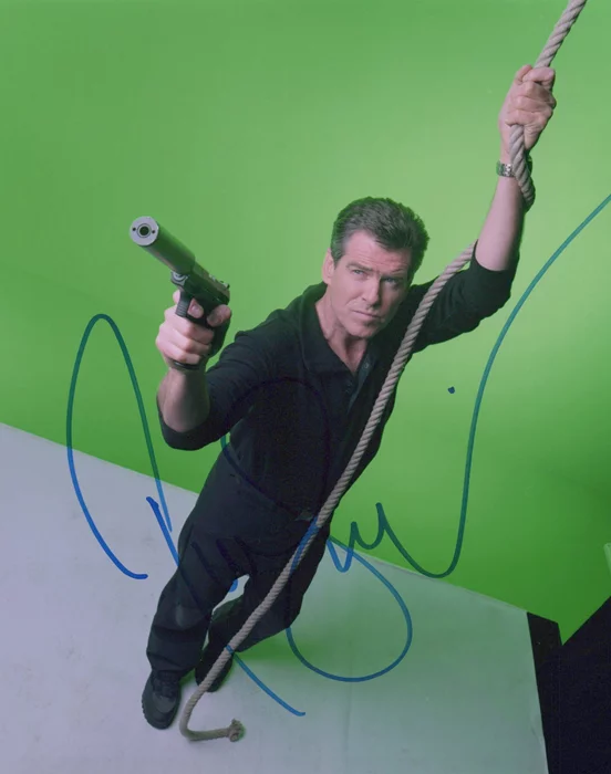 Pierce Brosnan autograph