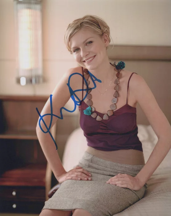 Kirsten Dunst autograph