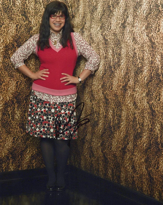 America Ferrera autograph