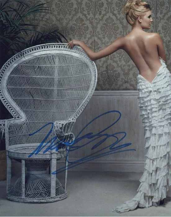 Maggie Grace autograph