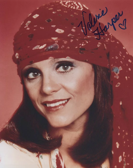 Valerie Harper autograph