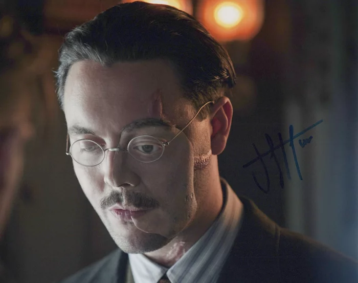 Jack Huston autograph