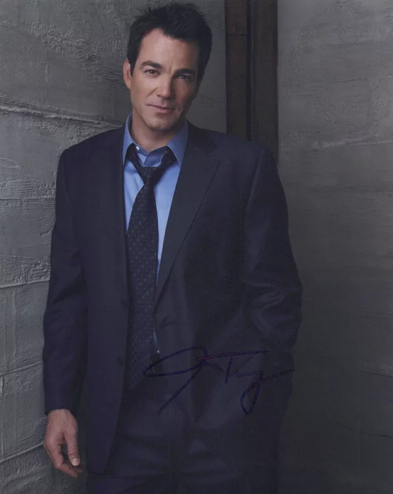 Jon Tenney autograph