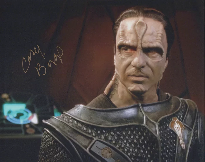 Casey Biggs autograph
