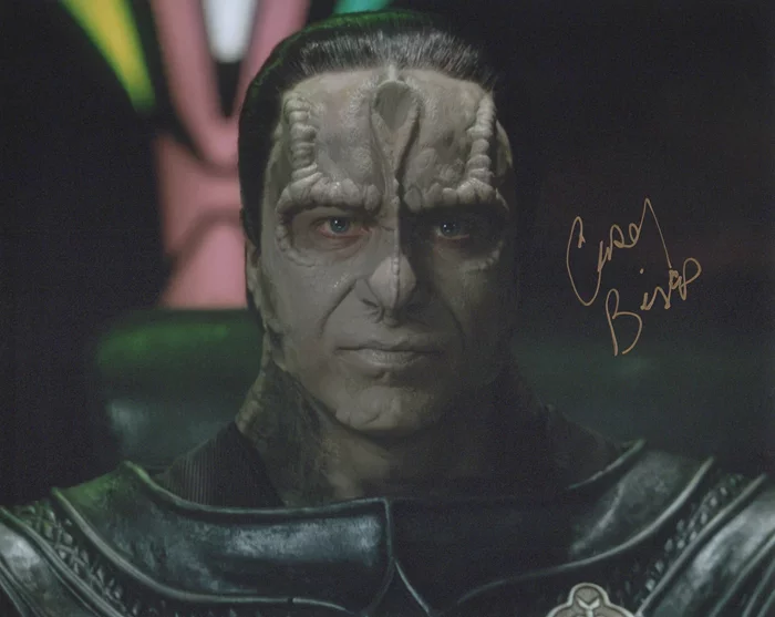 Casey Biggs autograph