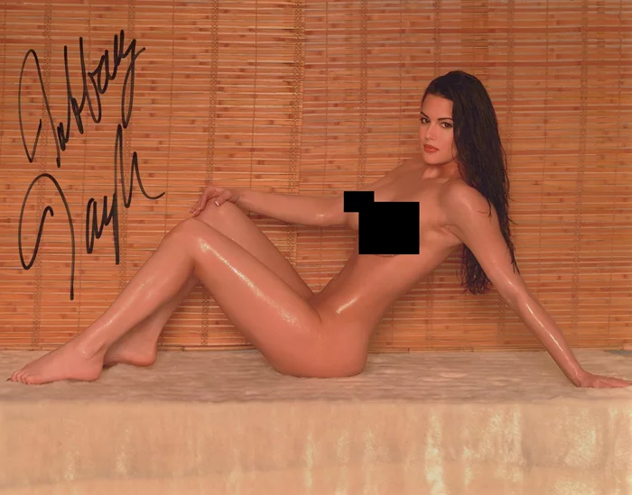 Tiffany Taylor autograph