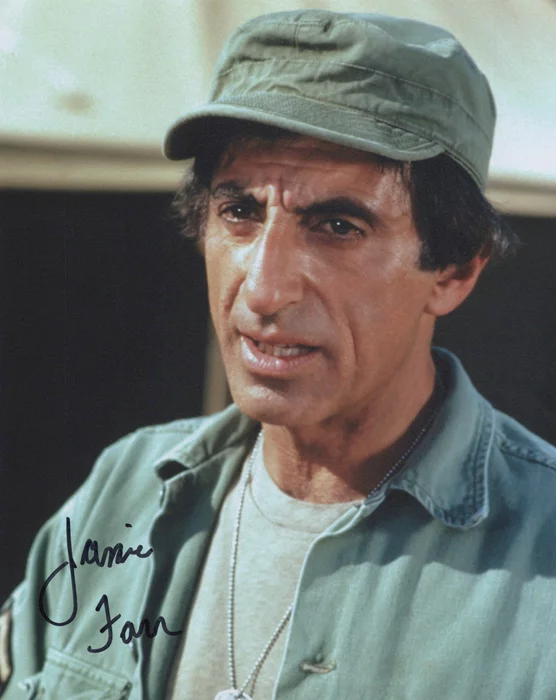 Jamie Farr autograph