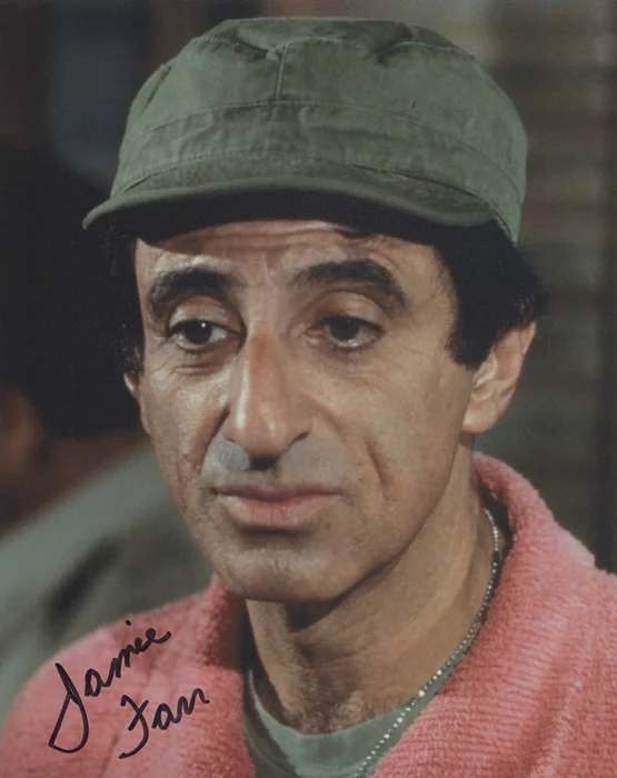 Jamie Farr autograph