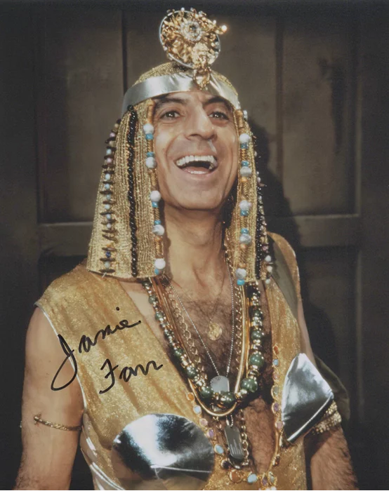 Jamie Farr autograph