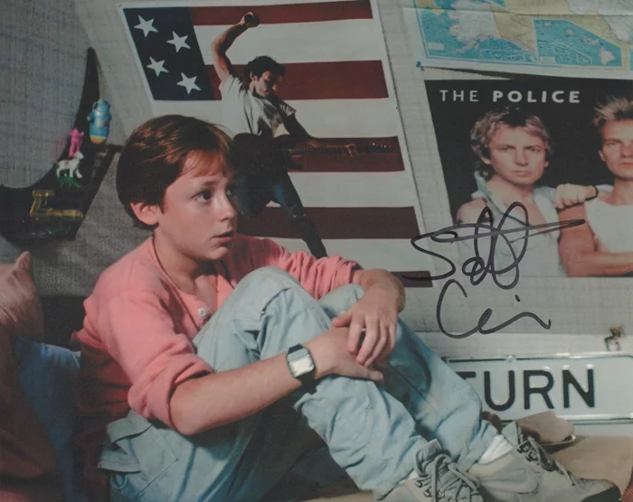 Scott Grimes autograph