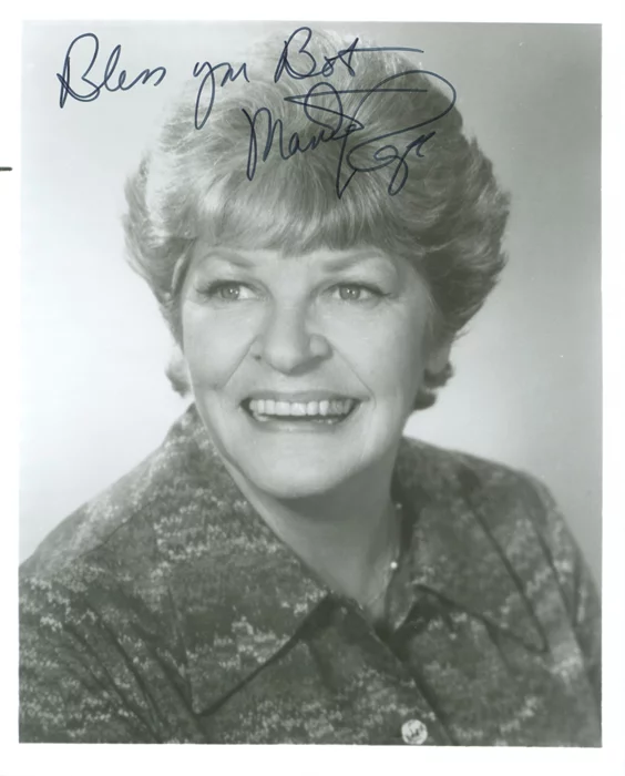 Martha Raye autograph