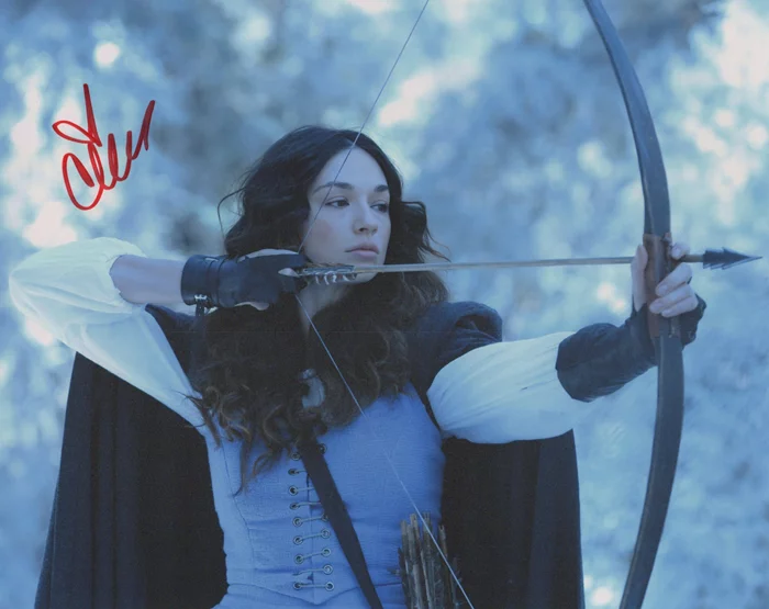 Crystal Reed autograph
