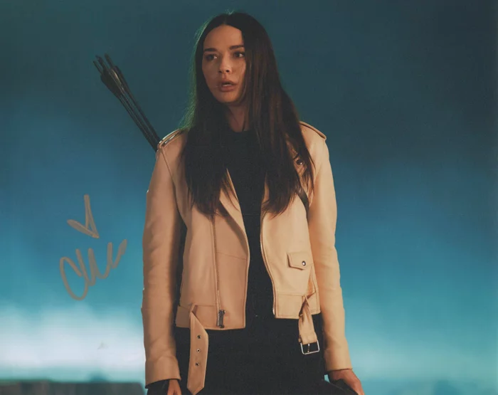 Crystal Reed autograph