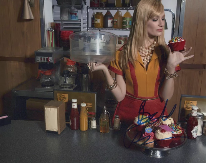 Beth Behrs autograph