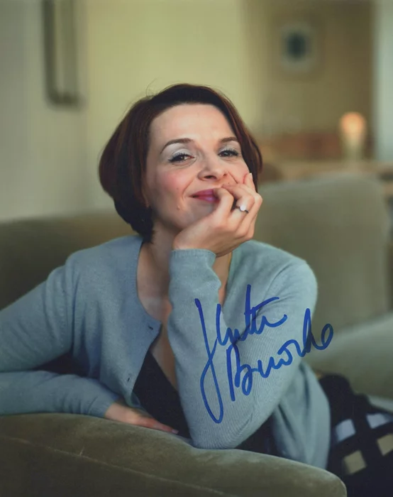 Juliette Binoche autograph