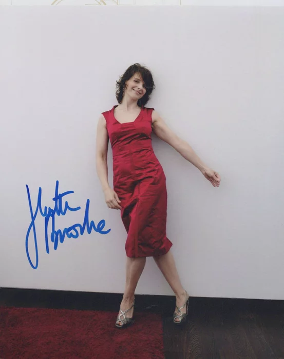 Juliette Binoche autograph