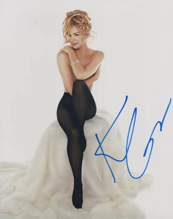 Kim Cattrall autograph