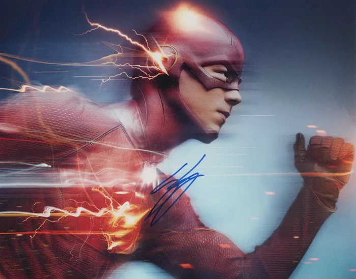 Grant Gustin autograph