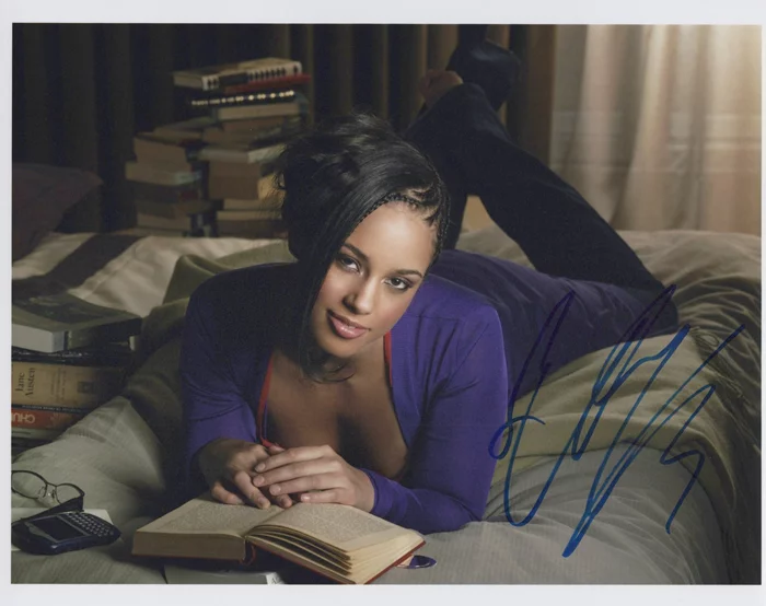 Alicia Keys autograph