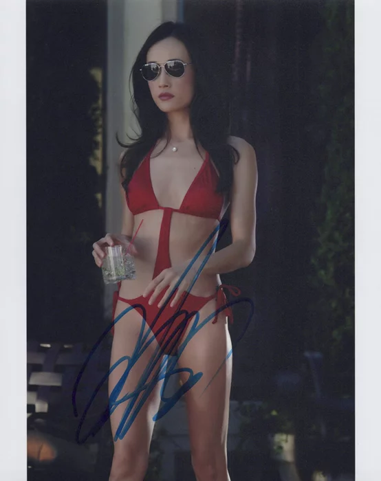 Maggie Q autograph