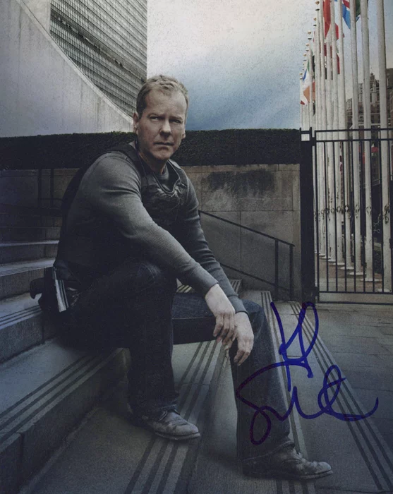 Kiefer Sutherland autograph
