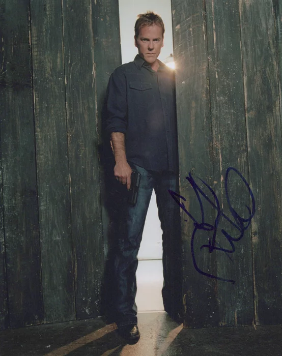 Kiefer Sutherland autograph