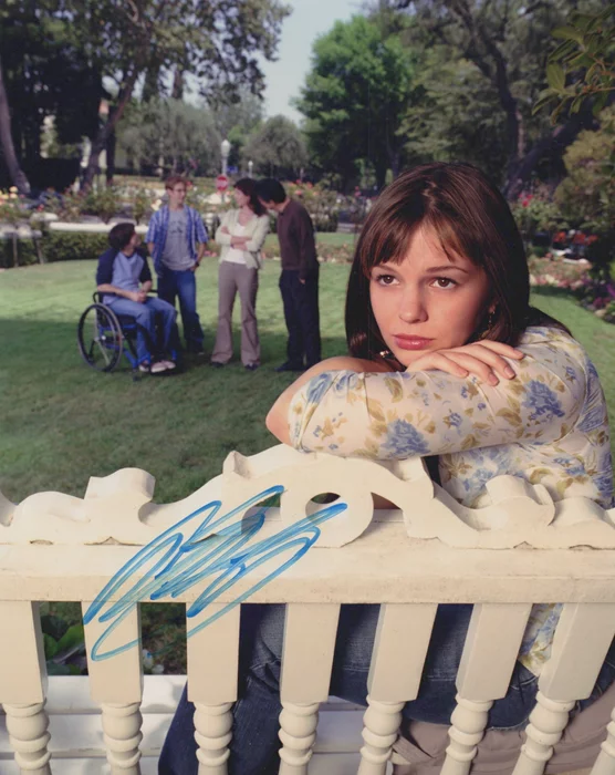 Amber Tamblyn autograph
