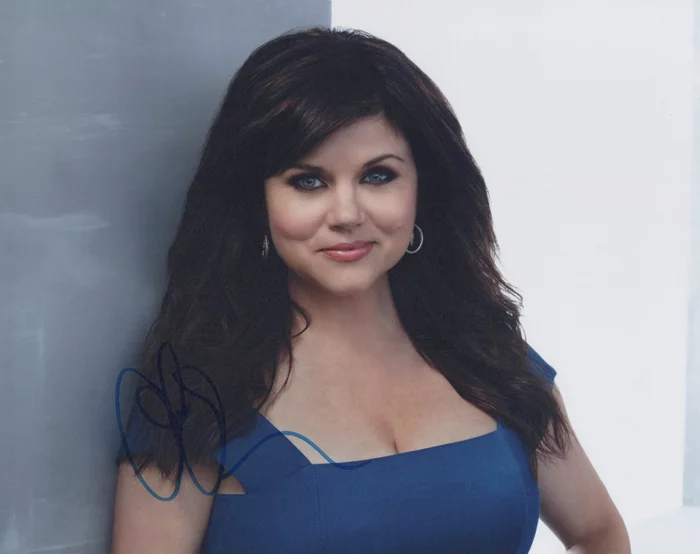 Tiffani Thiessen autograph