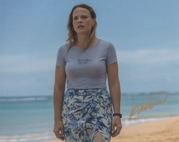 Katie Leclerc autograph
