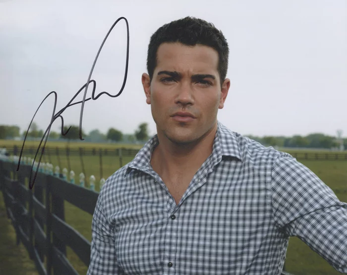 Jesse Metcalfe autograph