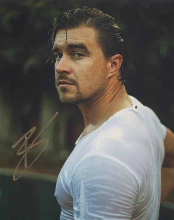 Rob Mayes autograph