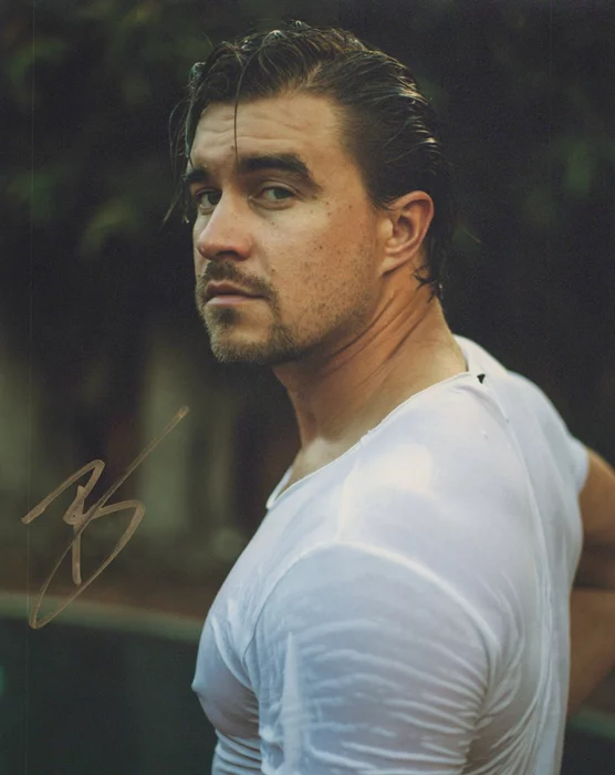 Rob Mayes autograph