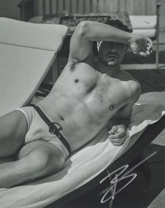 Rob Mayes autograph