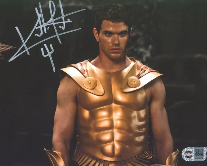 Kellan Lutz autograph