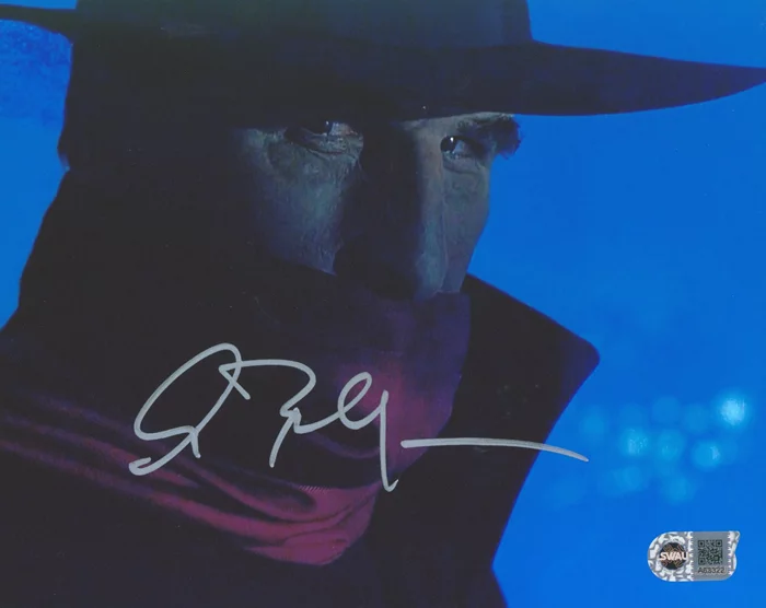 Alec Baldwin autograph