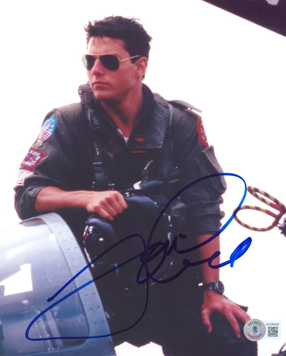 Tom Cruise autograph