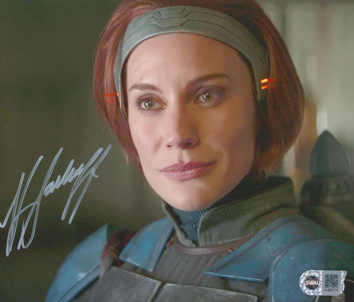 Katee Sackhoff autograph