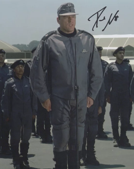 Dean Norris autograph