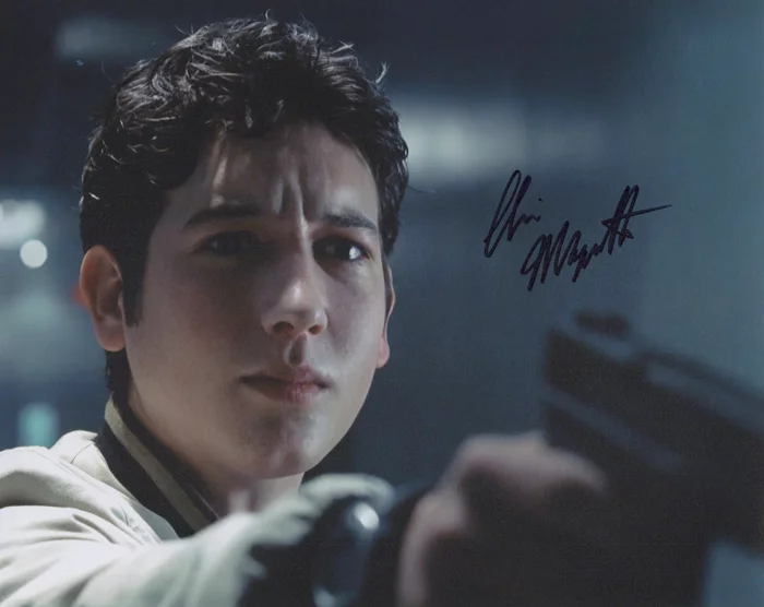 Chris Marquette autograph