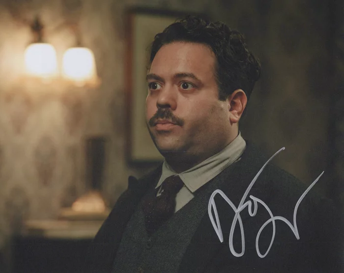 Dan Fogler autograph