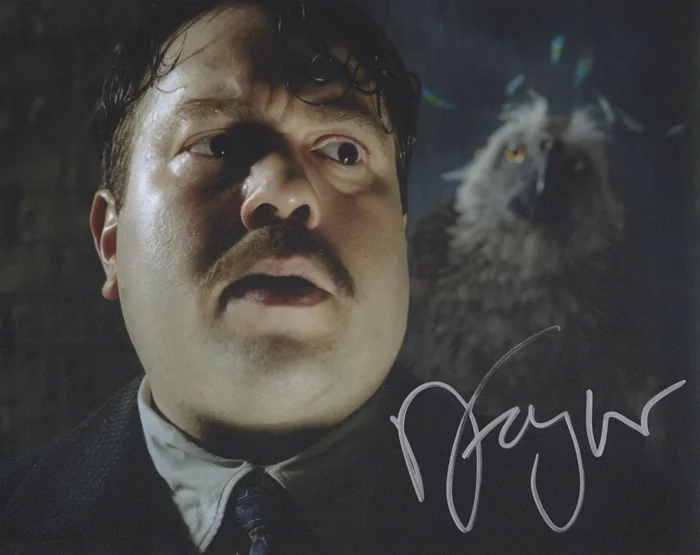 Dan Fogler autograph